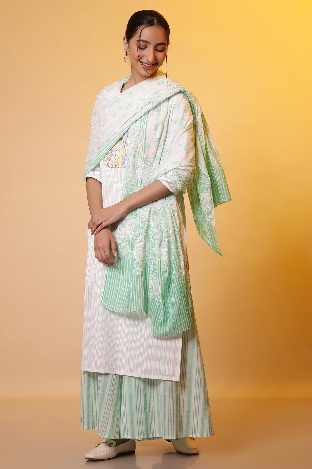 Aurelia Women Floral Print Dupatta