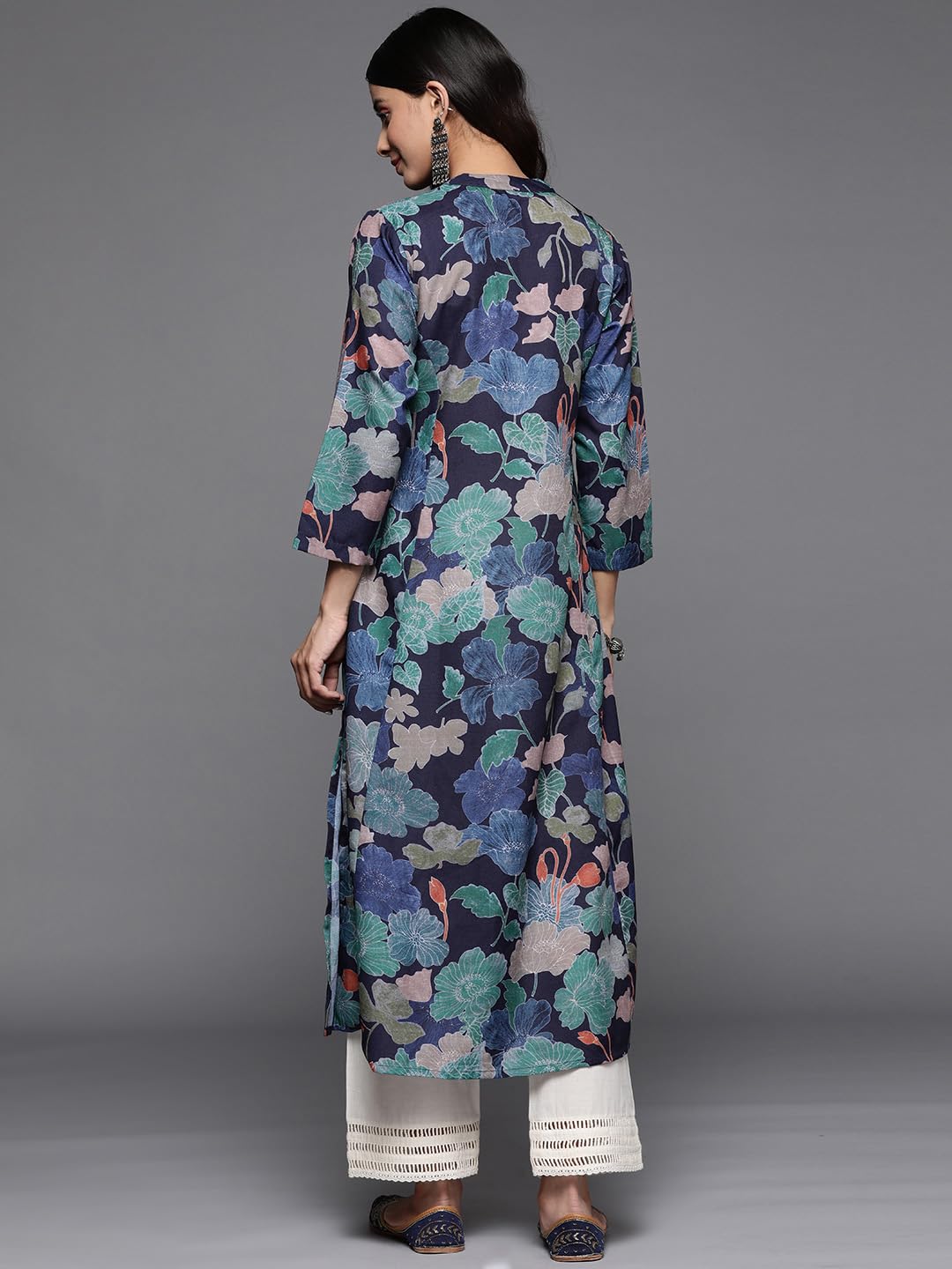 Varanga Women Blue Floral Printed Kurta With Mandarin Collar