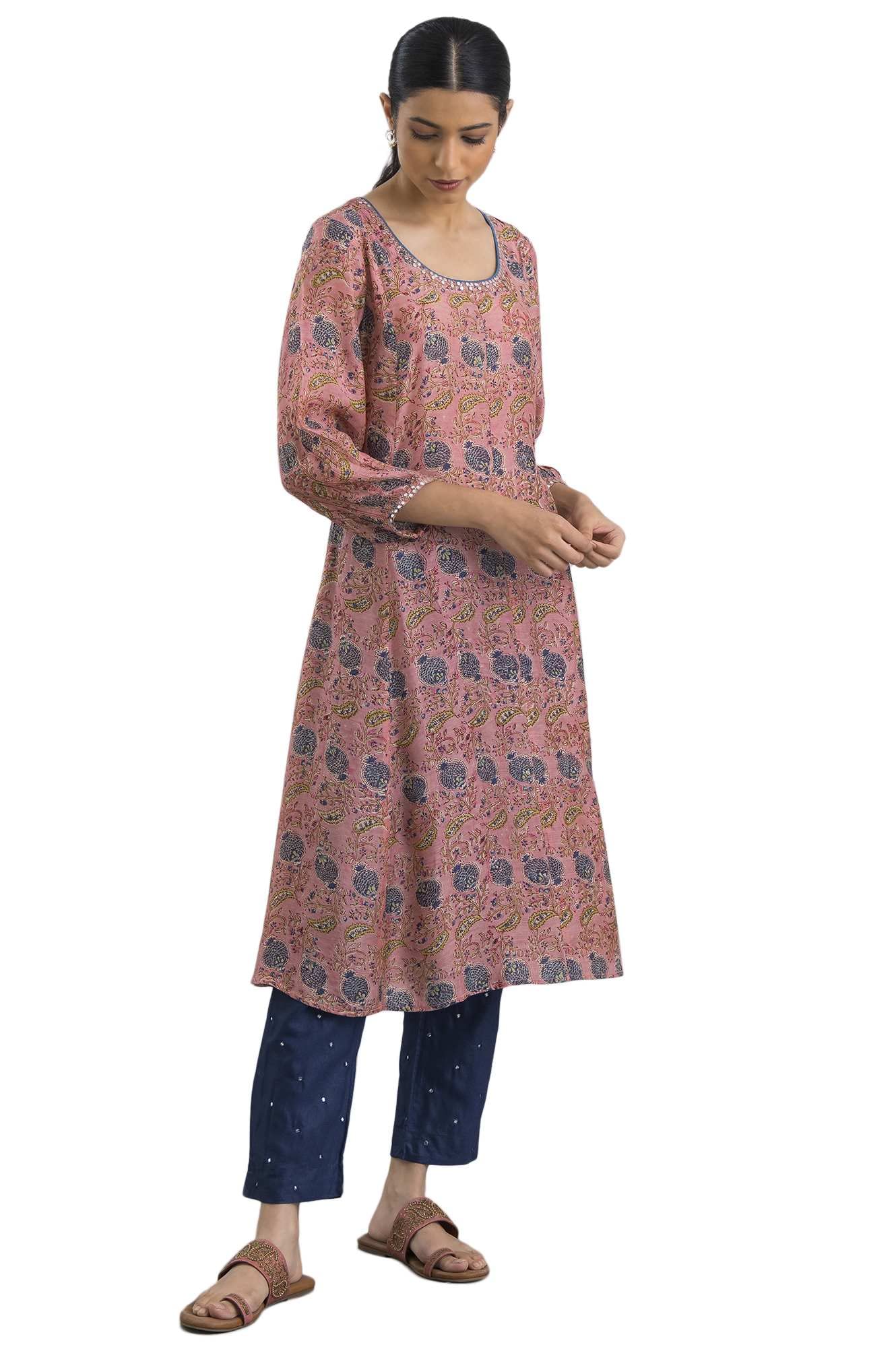 W For Woman Women'S Rayon Floral Regular Fashion Vest (22Juf11518-910517_Pink_Xl)