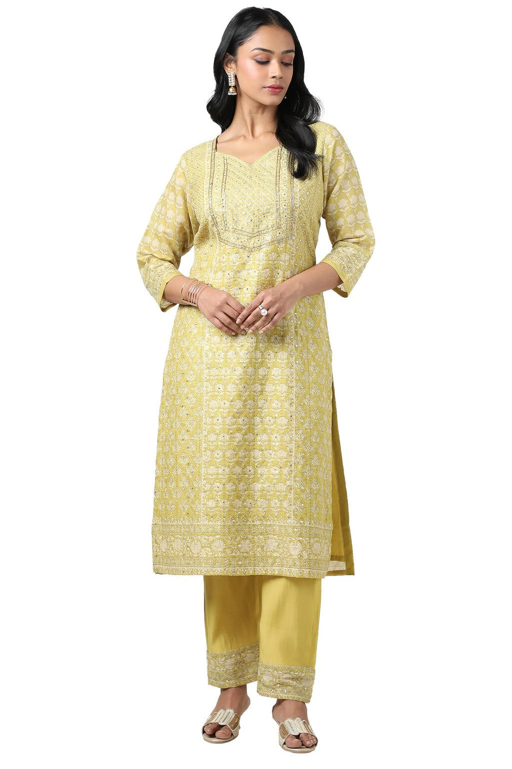 Soch Women Chanderi Floral Print Kurta Set with Cutdana