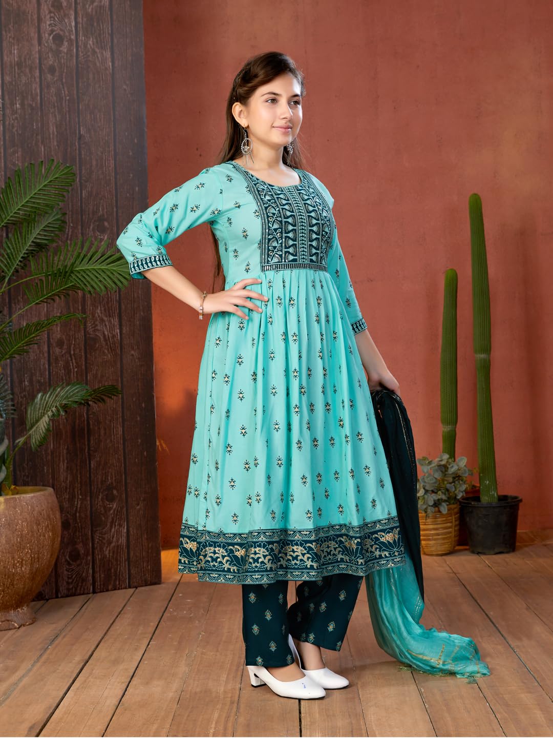 Aarika Girls Ethnic Wear Sea Green Colour Foil Print Sequin Rayon Kurti (9-16 Years)