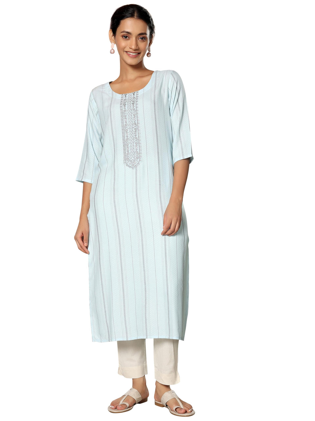 Libas WomenS Viscose Rayon Yoke Design Straight Kurta (26805_Blue