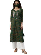 Ishin Women'S Cotton Green Yoke Design Bandhani A-Line Kurta