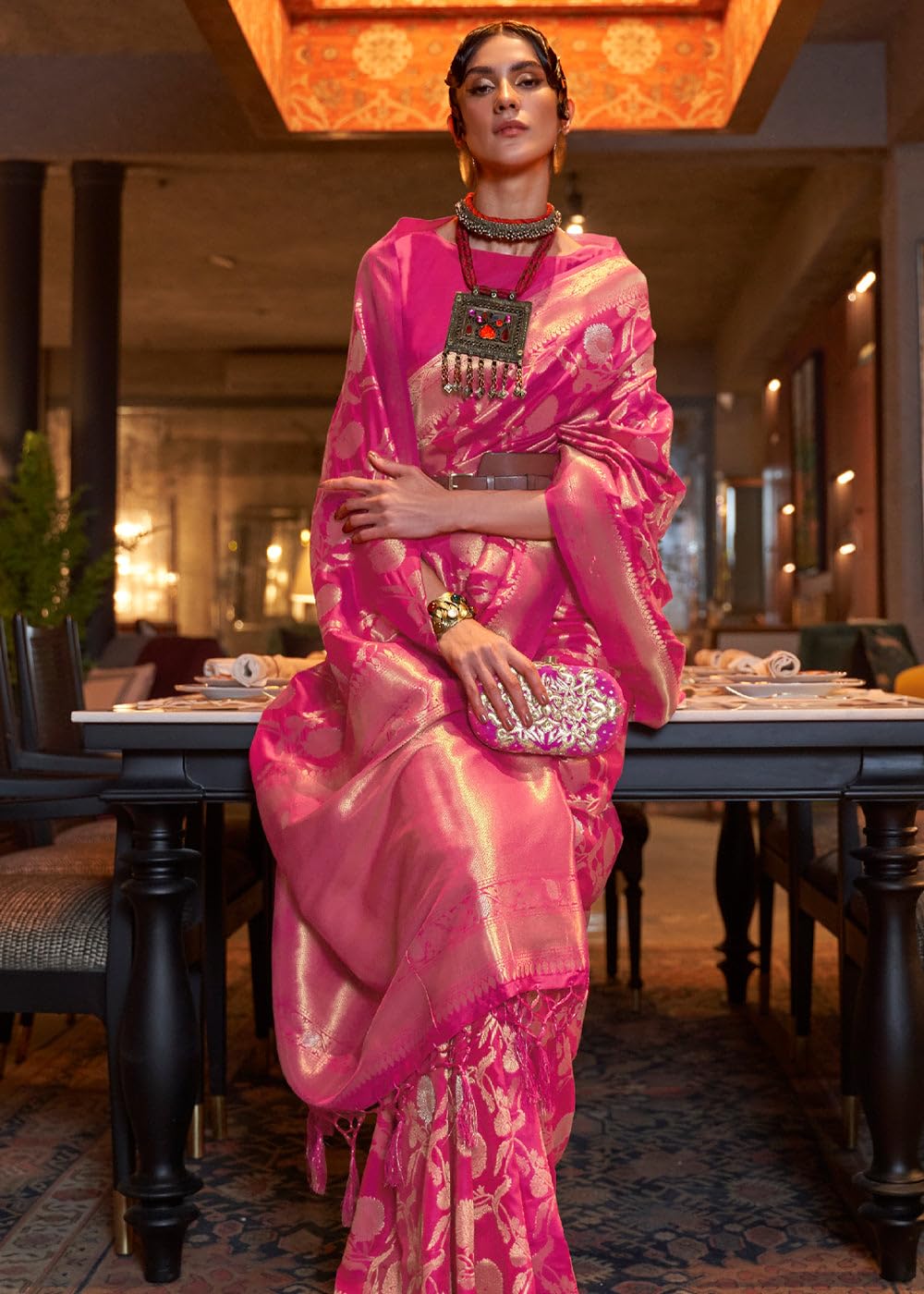 Madhuhansh WomenS Pure Kanjivaram Silk Saree With Unstitched Blouse Piece Soft Silk Fabric Jacquard And Zari Woven Stylish Sari