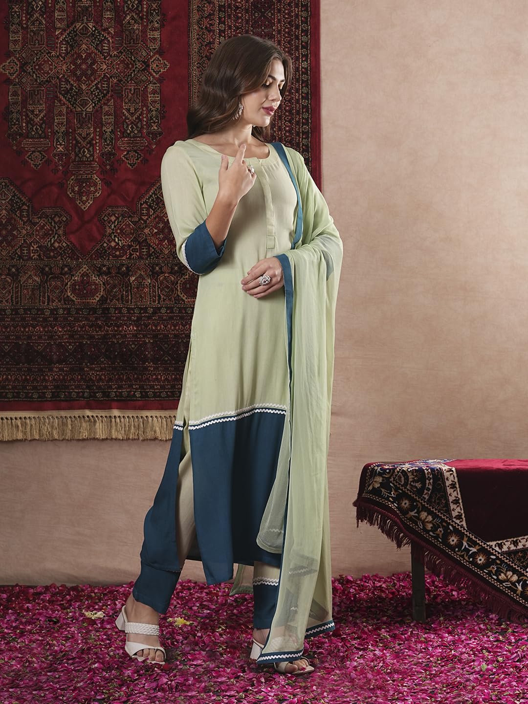 ANNI DESIGNER Ladies Plain Cotton Blend Straight Kurta with Trousers and Dupatta, green, XL