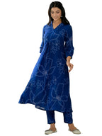 ANNI DESIGNER Women s Rayon Blend A-Line Print Kurta with Pants, Blue, XL