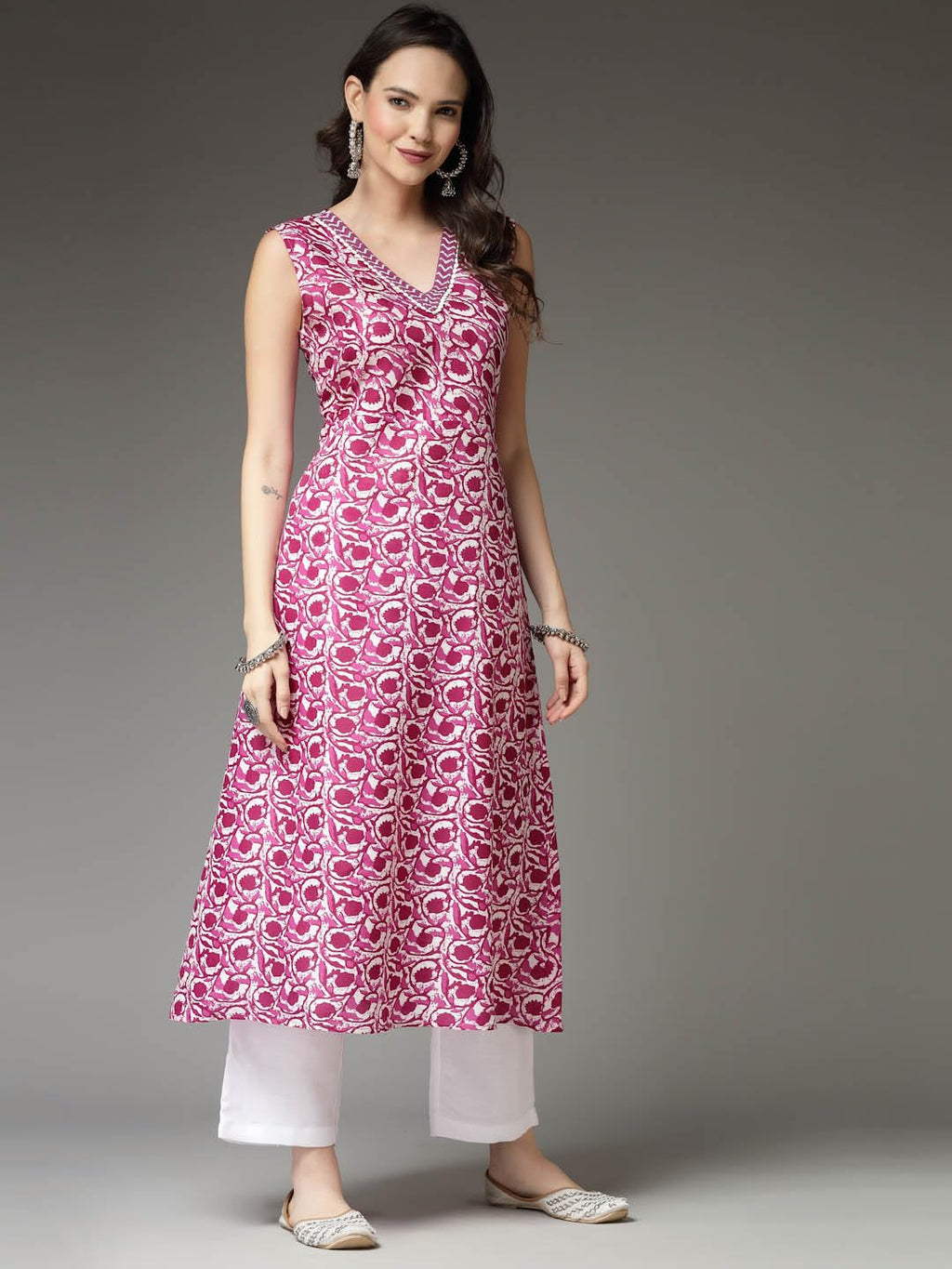 Stylum WomenS Floral Printed Cotton Blend A-Line Kurta