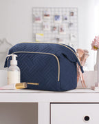 BAGSMART Travel Makeup Bag, Cosmetic Bag Make Up Organizer Case,Large Wide-open Pouch for Women Purse for Toiletries Accessories