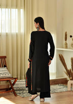 Anni Designer Women'S Cotton Blend Embroidered Straight Kurta