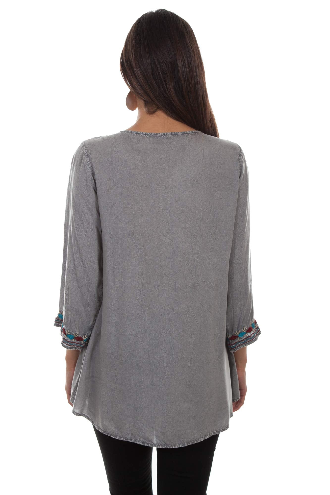 PULL OVER SCOOP NECK BLOUSE W/EMB