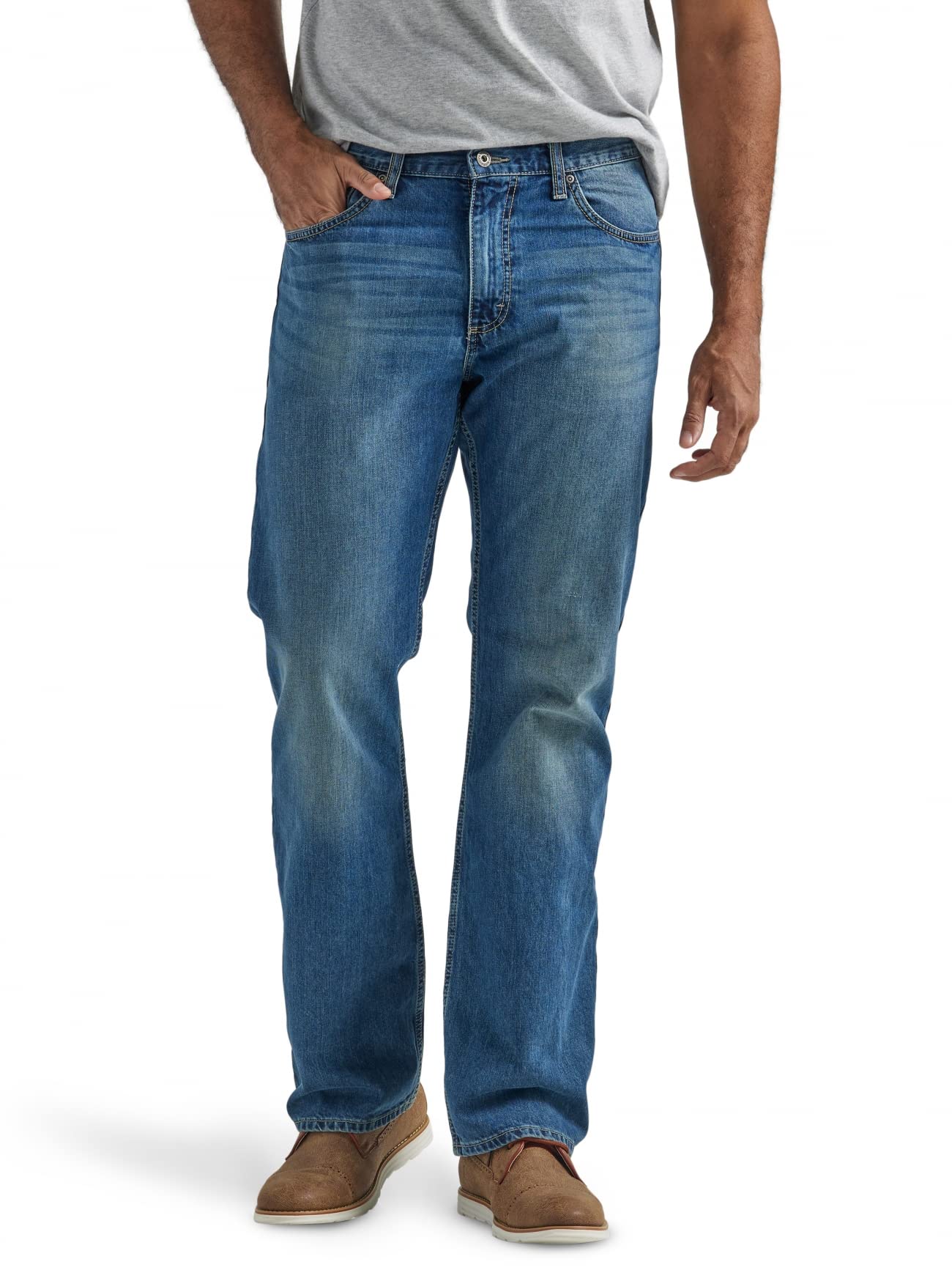 Wrangler Authentics Men's Relaxed Fit Boot Cut Jean, Medium Indigo, 32W x 34L