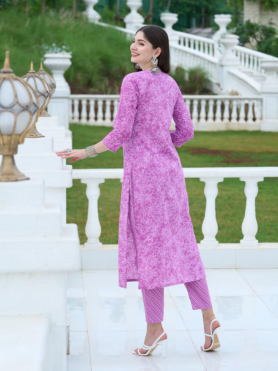 Gosriki Women'S Cotton Blend Straight Printed Kurta With Pant Set (Edf-Purple-Gs_M_Purple_Medium)