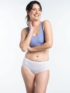 Fruit of the Loom Women's Beyondsoft Underwear, Super Soft Designed with Comfort in Mind, Available in Plus Size, Low Rise Brief