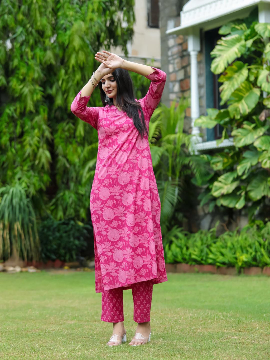 ANNI DESIGNER Women s Rayon Blend Kurta and Pants, Pink, XL