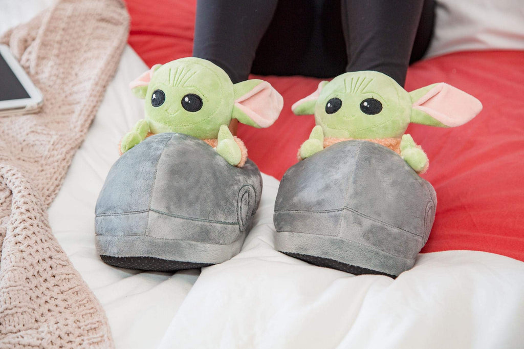 Star Wars: The Mandalorian The Child Grogu 3D Slippers | Women 11-12, Men 9-10
