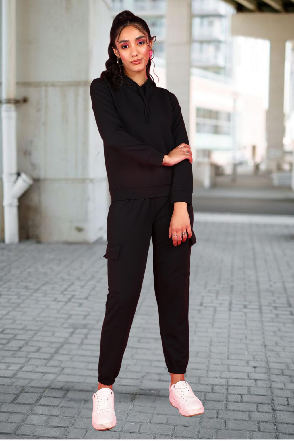 POPWINGS Women Casual Self Design Solid Black Sweatshirt & Jogger Co-Ords Set | Top and Bottom Set for Women