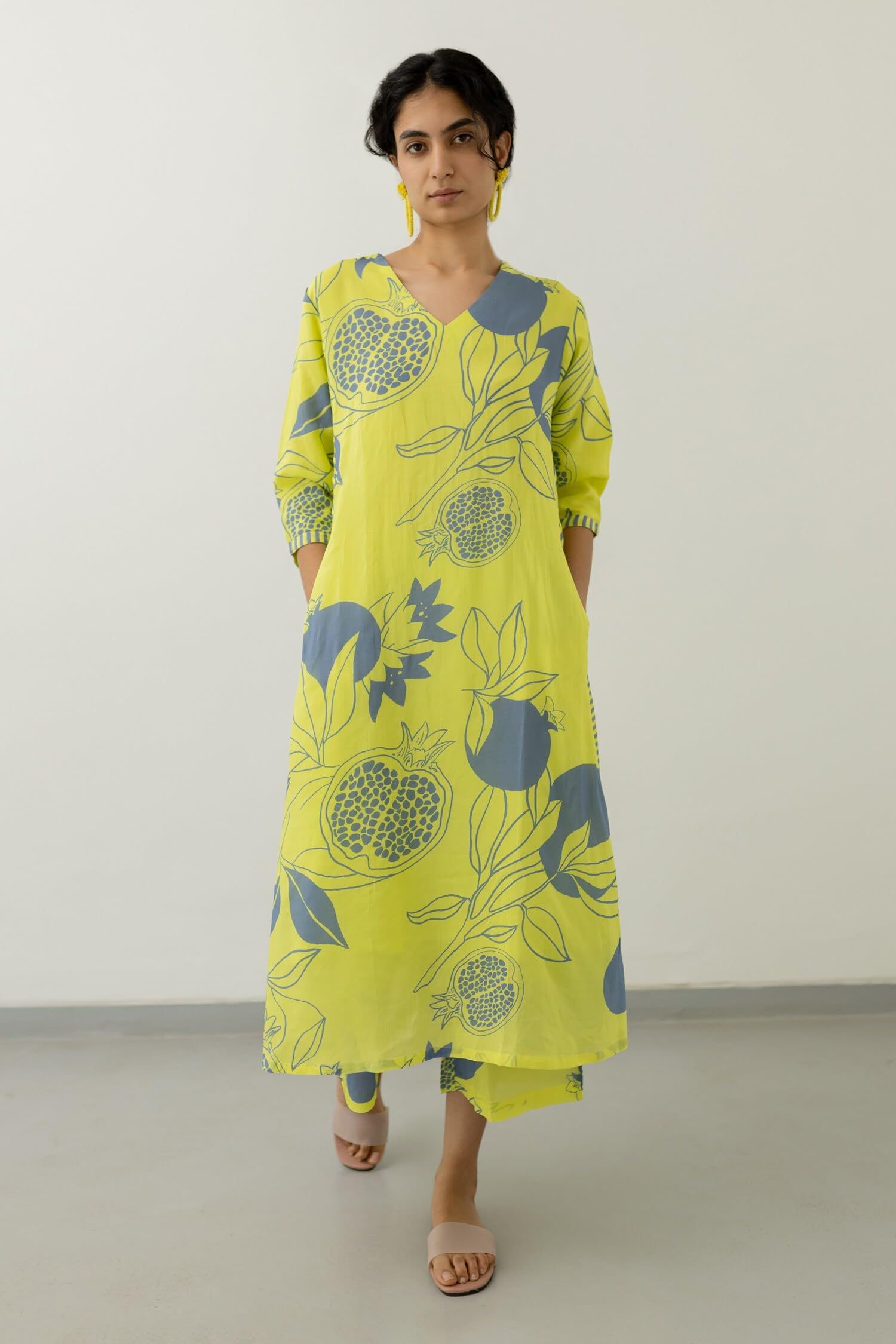 ANNI DESIGNER Womens Rayon Blend Straight Printed Kurta with Palazzo (ANAAR-Green-NV_XXL_Green_XX-Large)