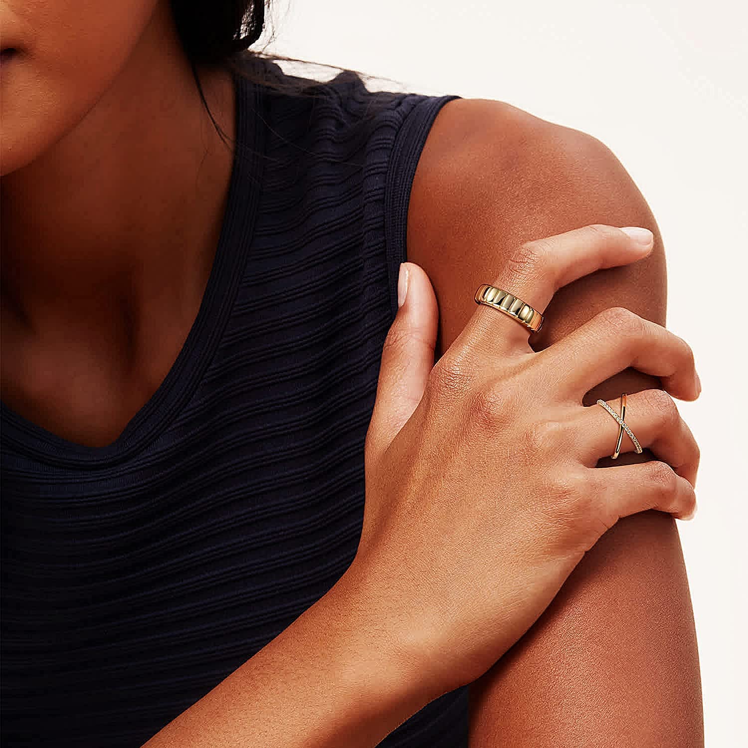 AllenCOCO 14k Gold Plated Chunky Rings, Halloween Pumpkin Ring, Thick Ribbed rings, Unisex Minimalist Gold Band Ring, Croissant