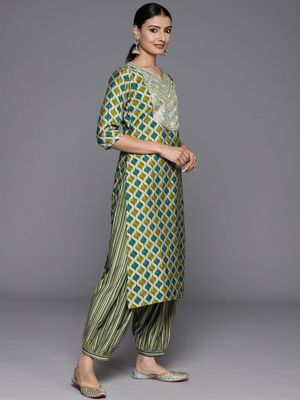Libas WomenS Silk Blend Kurta Sets (34906_Green