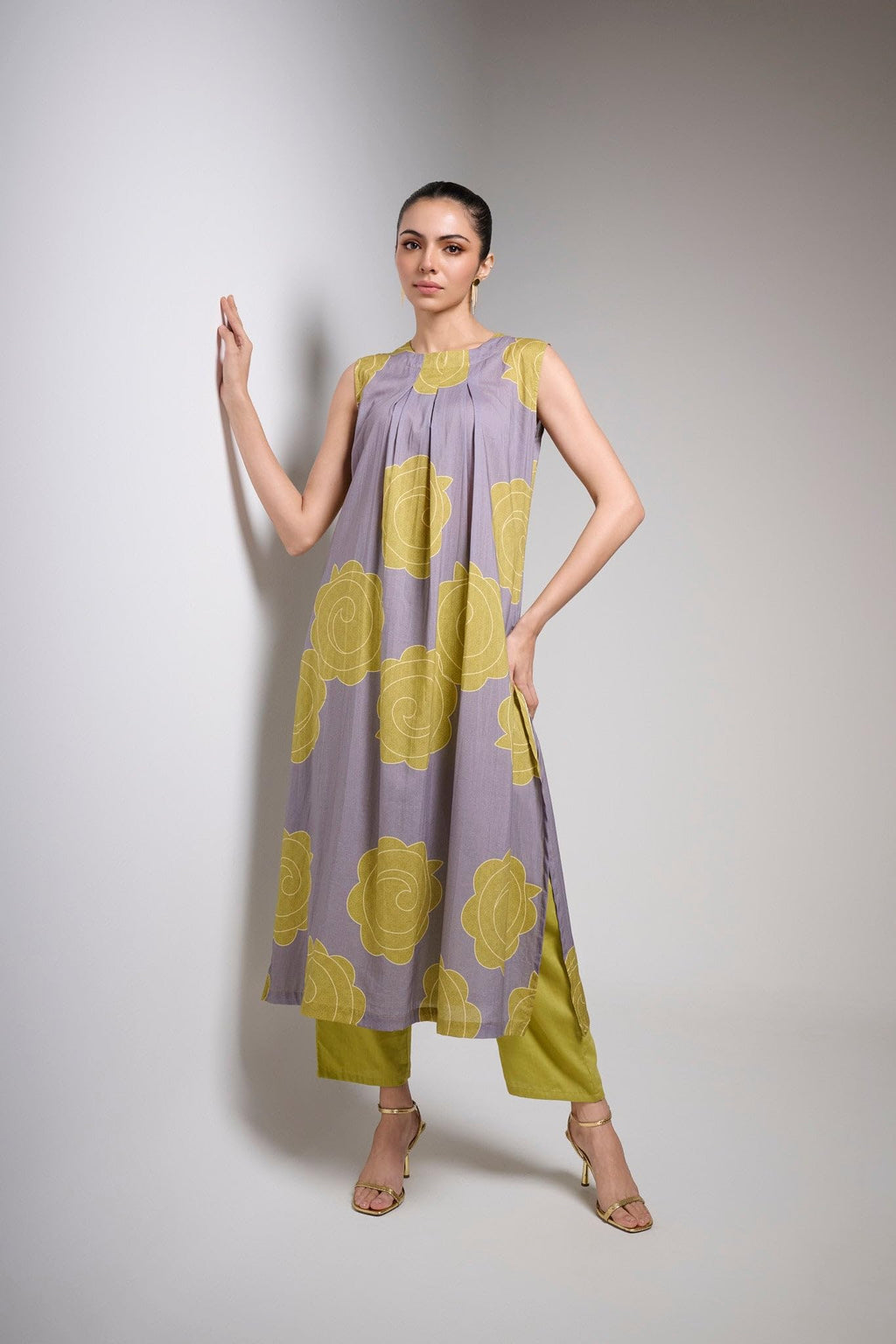 ANNI DESIGNER Womens Rayon Viscose Straight Printed Kurta with Pant (Himcity Purple_XL_Purple_X-Large)