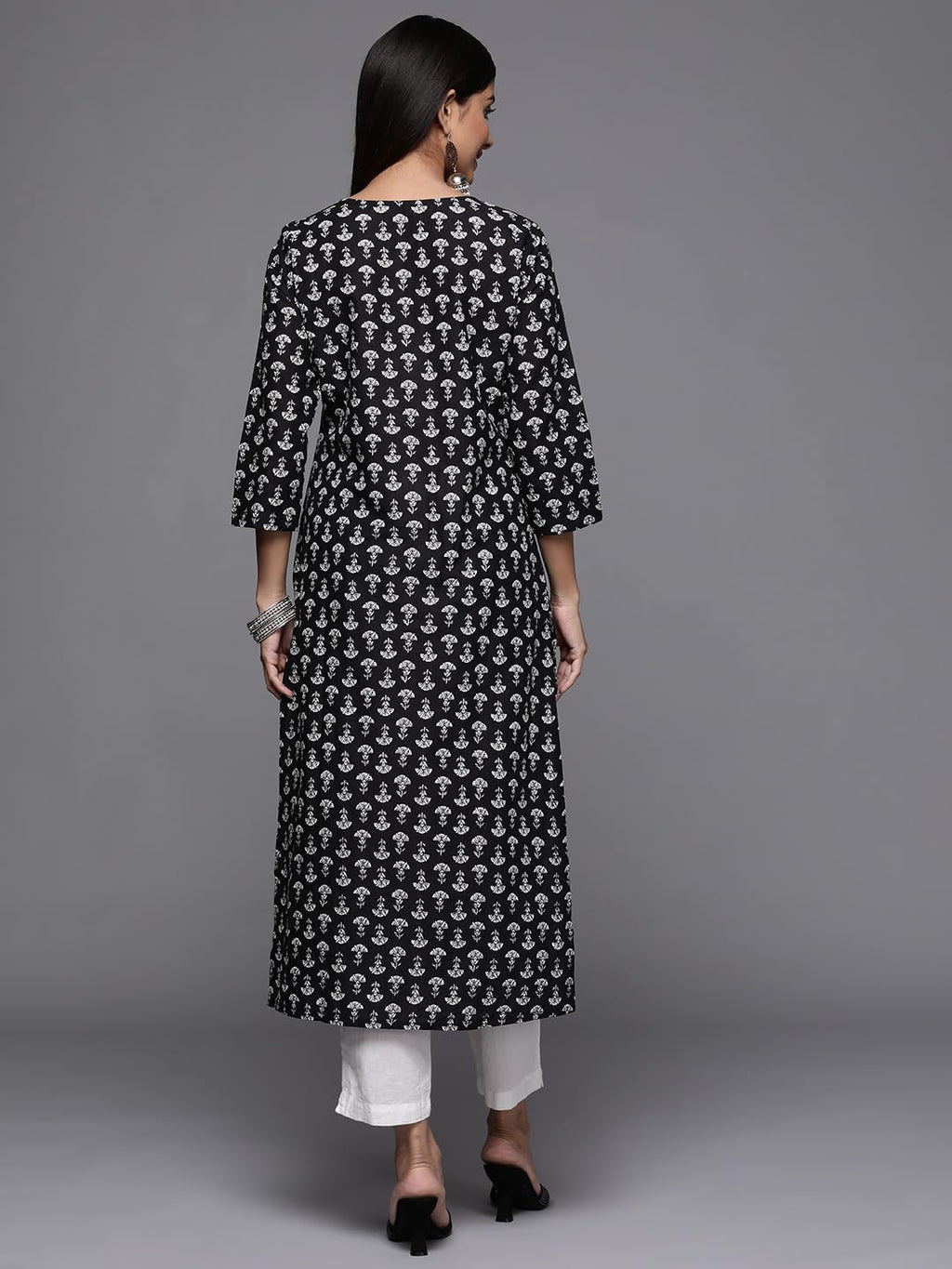Varanga Black Printed Kurta With Hand Work Detailings.
