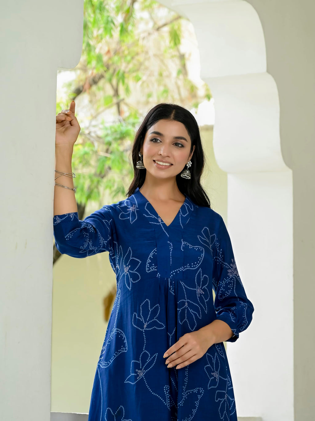 ANNI DESIGNER Women s Rayon Blend A-Line Print Kurta with Pants, Blue, L