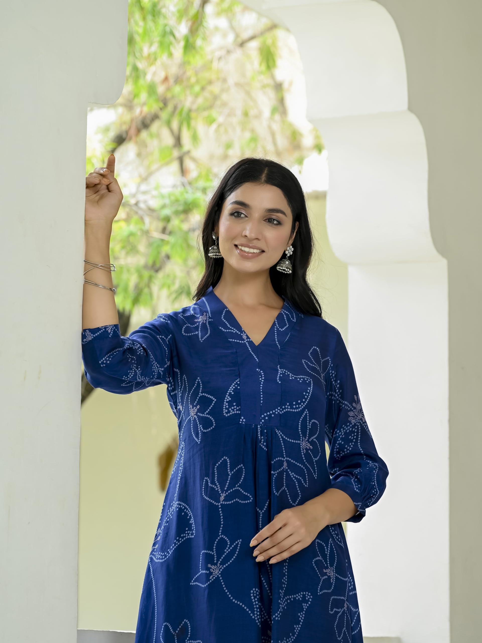 ANNI DESIGNER Women s Rayon Blend A-Line Print Kurta with Pants, Blue, L