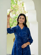 ANNI DESIGNER Women s Rayon Blend A-Line Print Kurta with Pants, Blue, XL