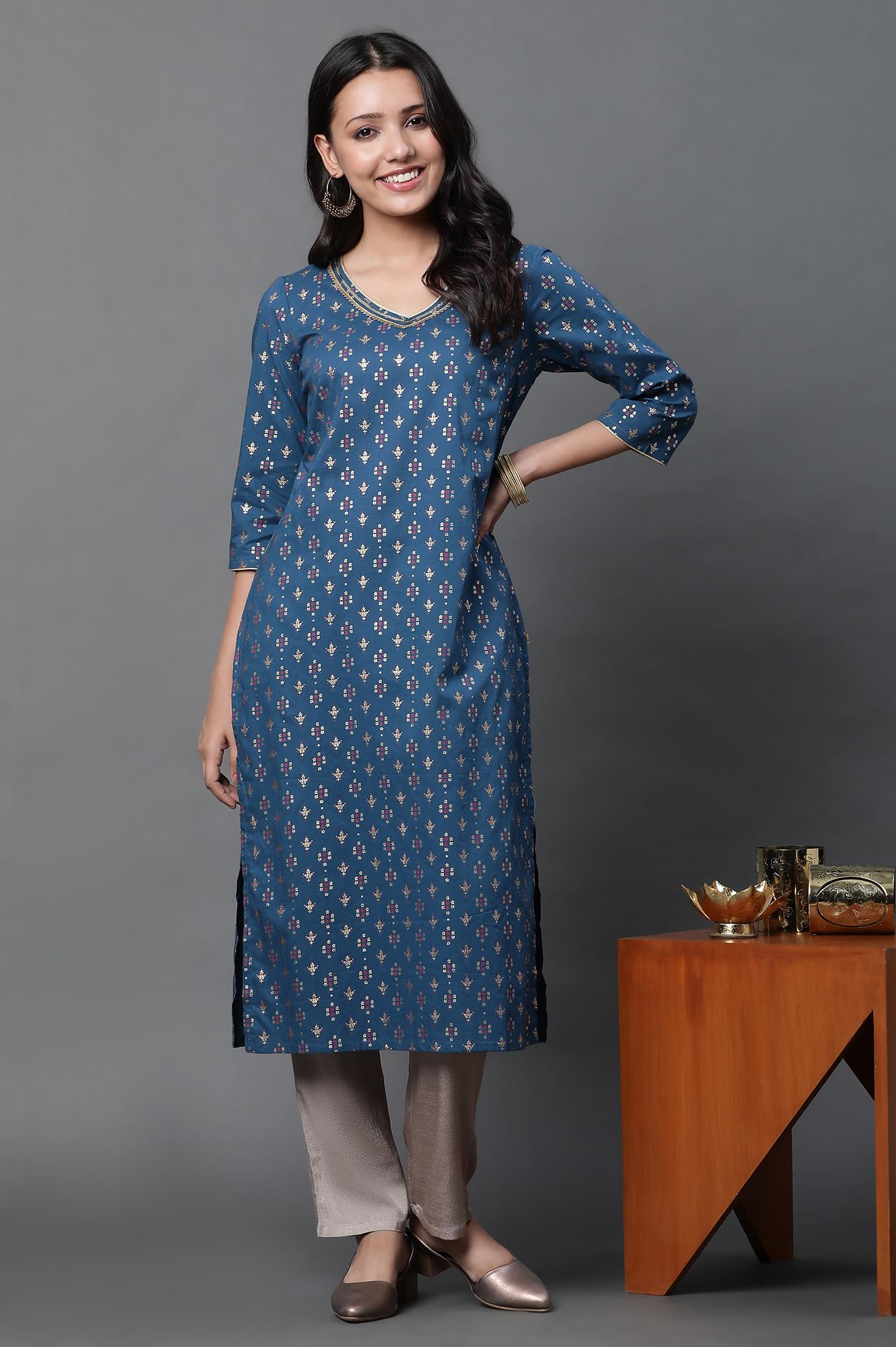 Aurelia Geometric Printed Printed Cotton Straight Long Kurta With Lace