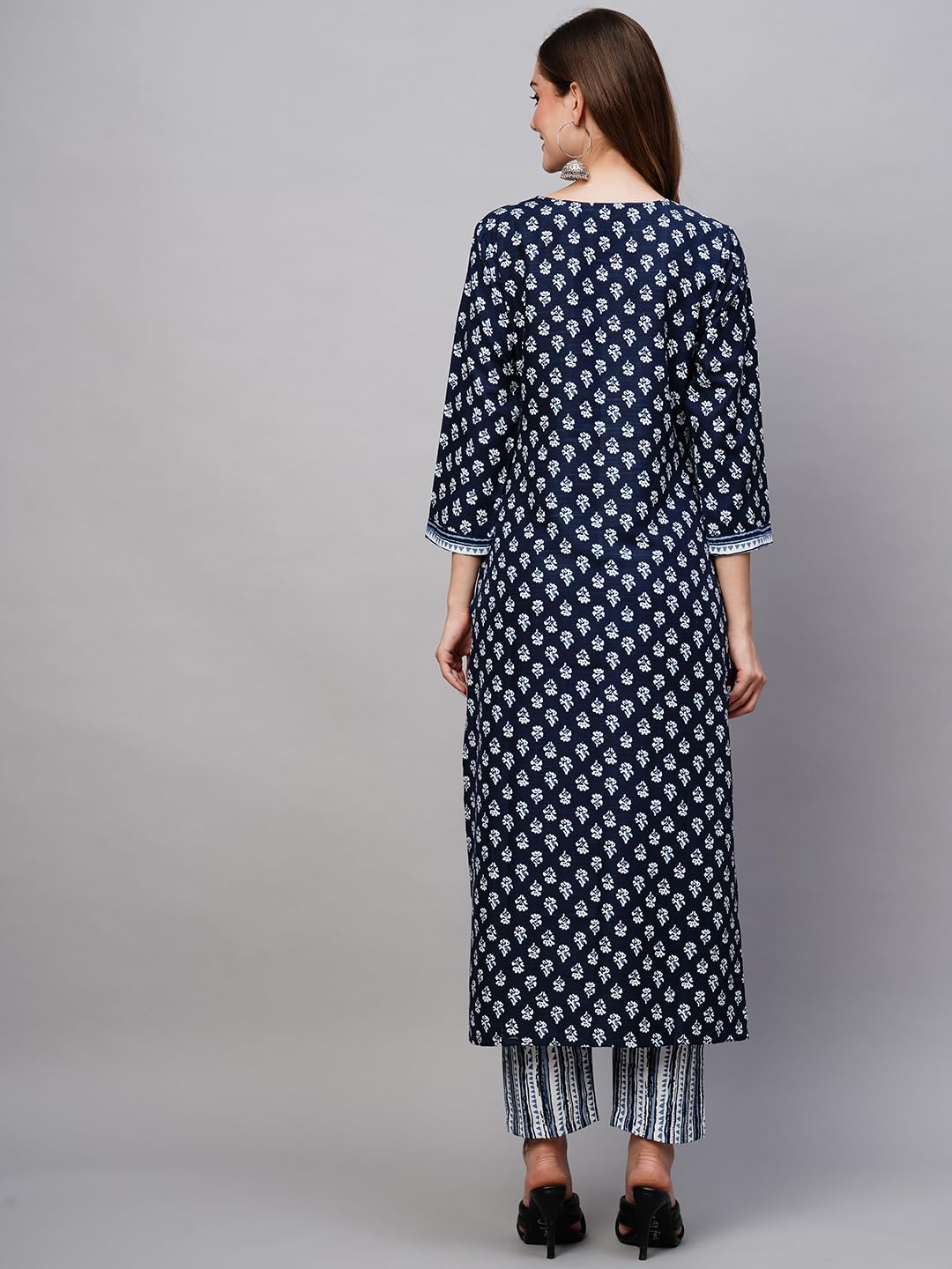 ANNI DESIGNER Womens Cotton Blend Staright Printed Kurta with Pant (Kuhoo Blue-KNW_M_Blue_Medium)