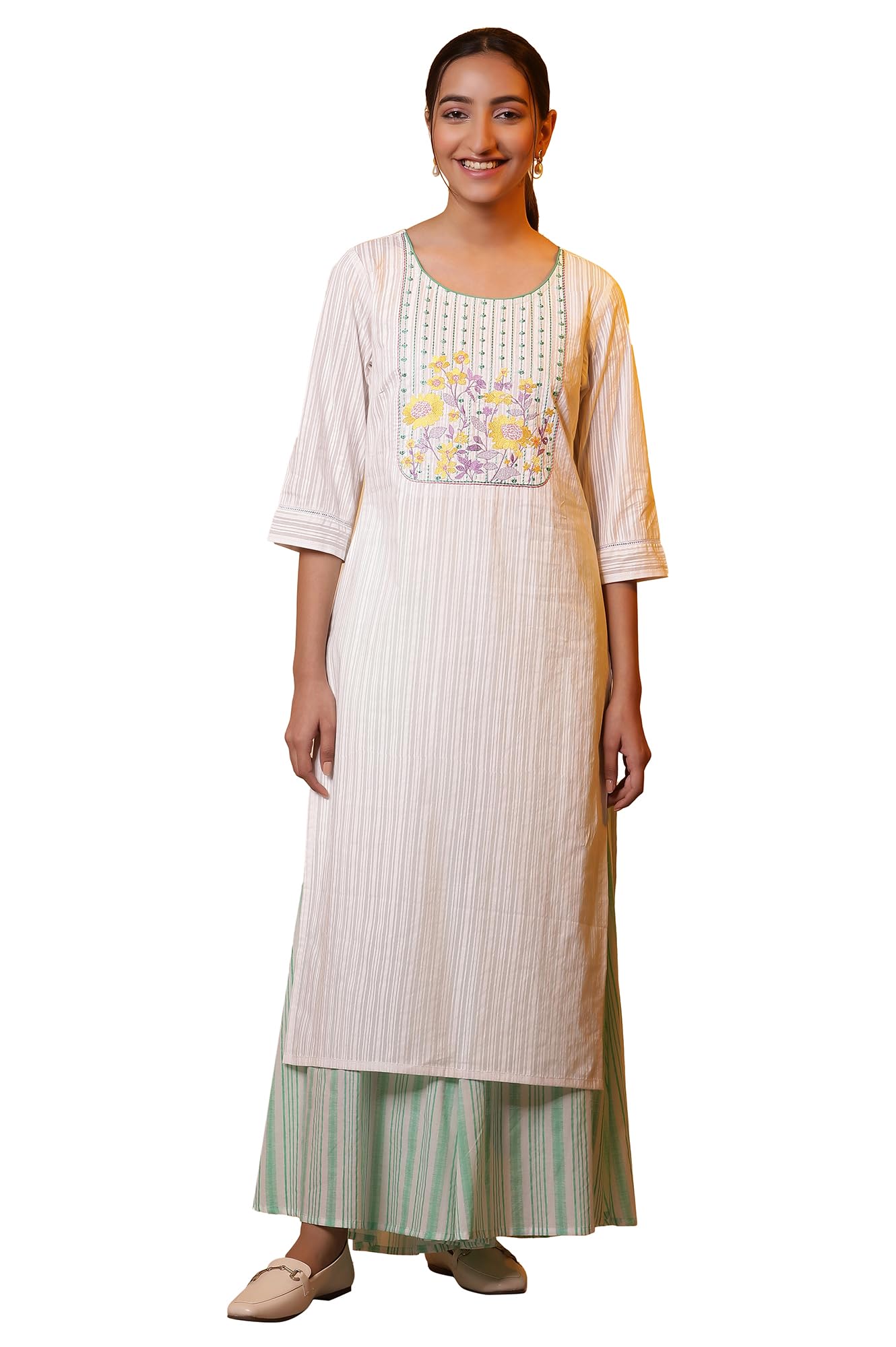 Aurelia Womens Cotton Floral Regular Kurta (24FEA14780_White