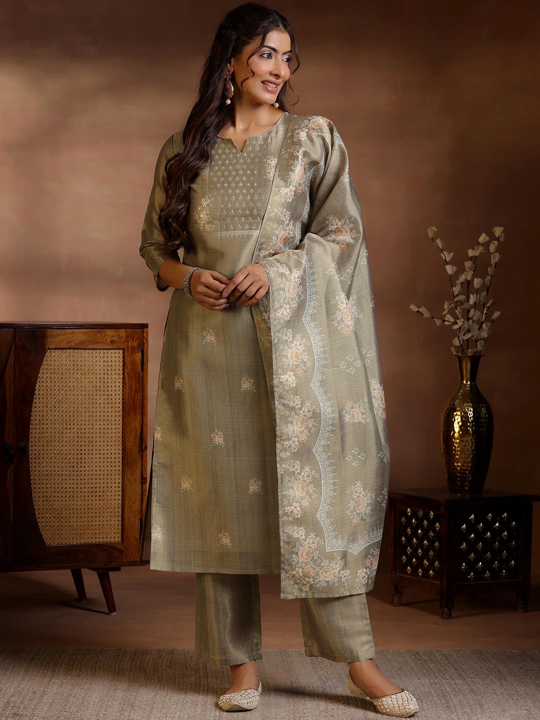 Libas WomenS Pure Silk Kurta Set (487280R