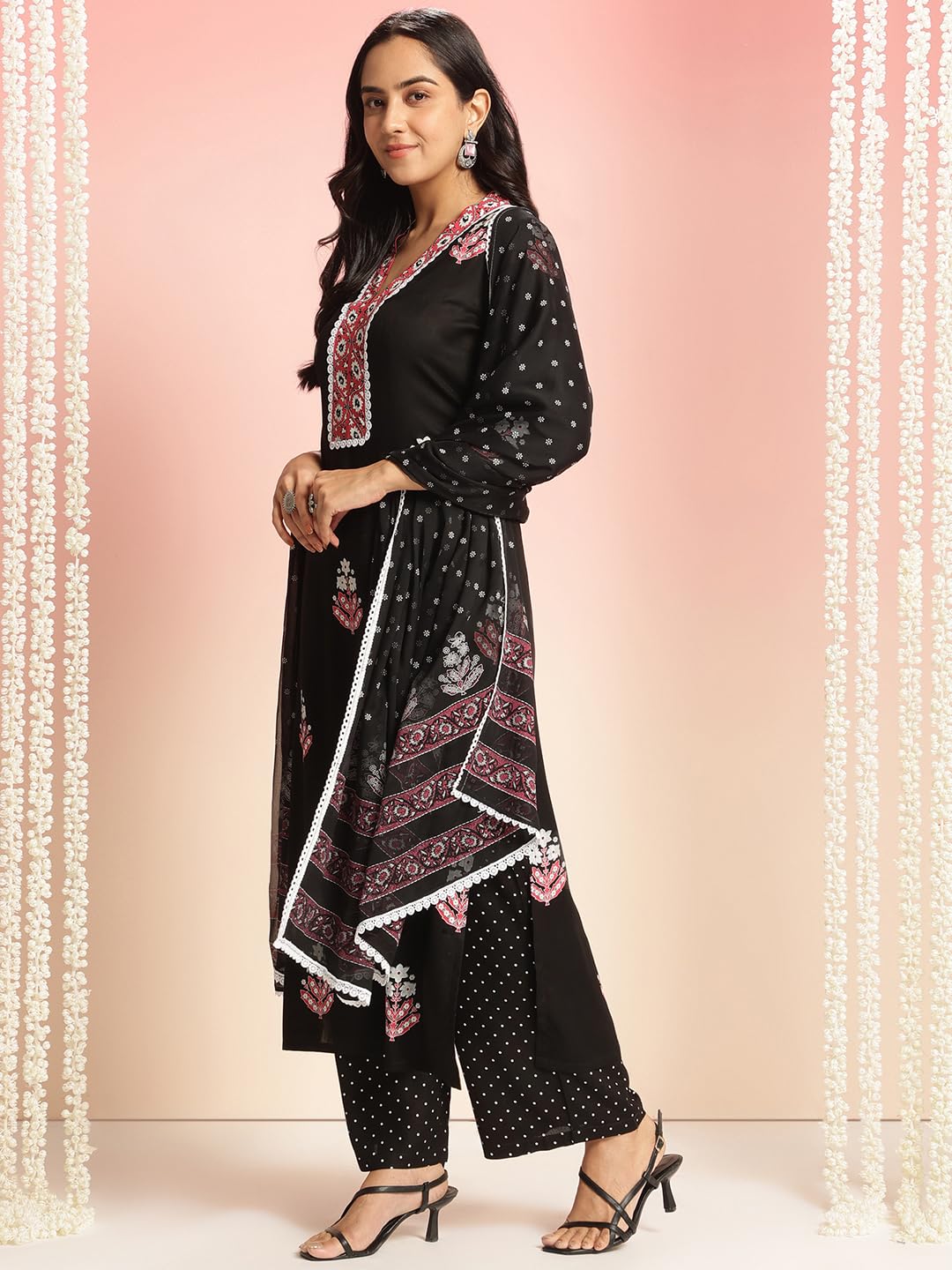 ANNI DESIGNER Women s Rayon Viscose Print Straight Kurta with Pants & Dupatta, Black, 38