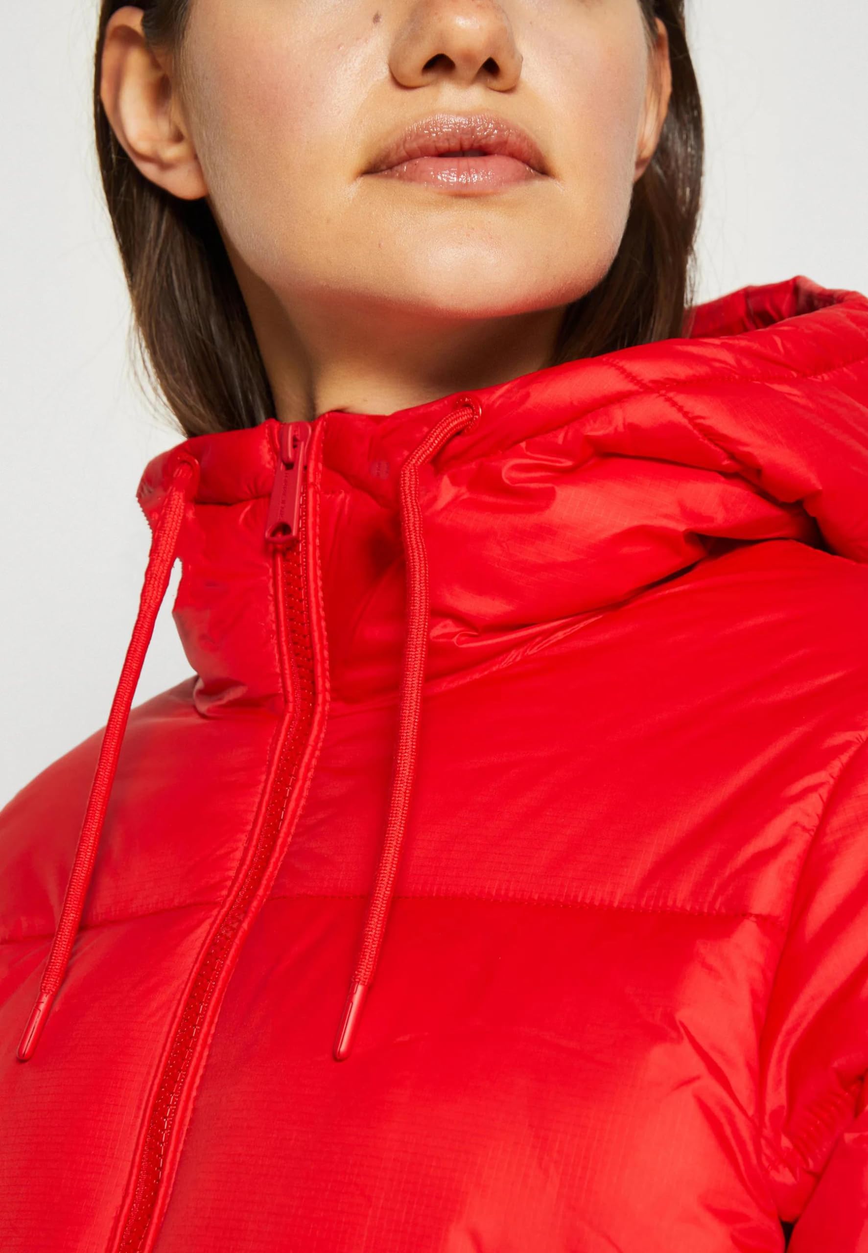 Kotty Women Full Sleeve Solid Hooded Puffer Jacket