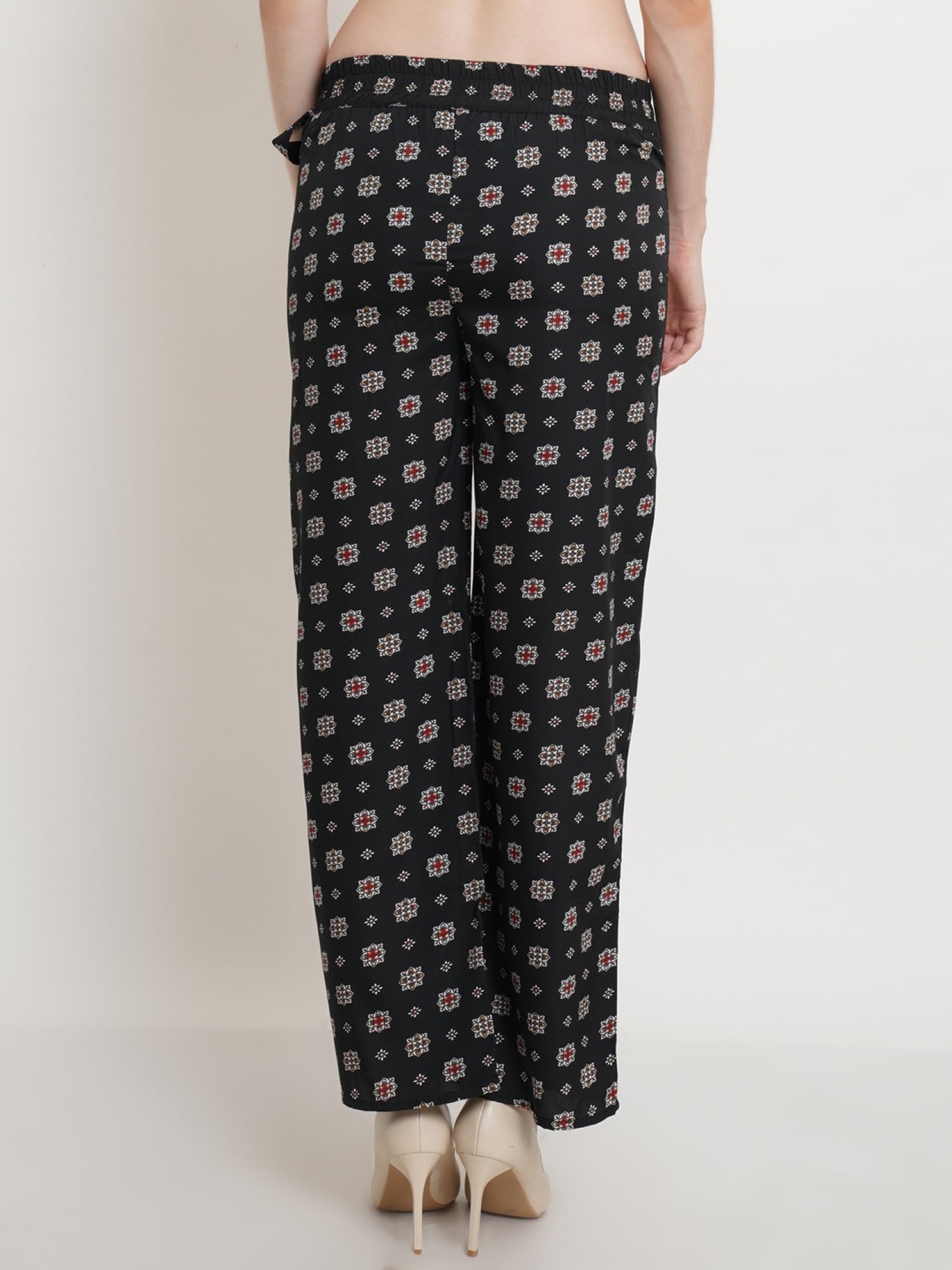 Popwings Casual Black Floral Box Printed Regular Fit Palazzo For Women Palazzos For Women