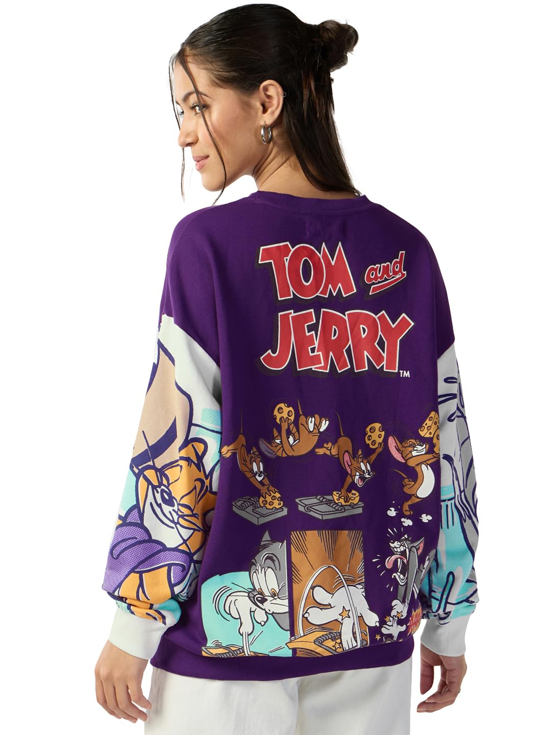 Bewakoof Official Tom & Jerry Merchandise Womens Graphic Printed Oversized Fit Full Sleeve Round Neck Terry Sweatshirt_641006_P