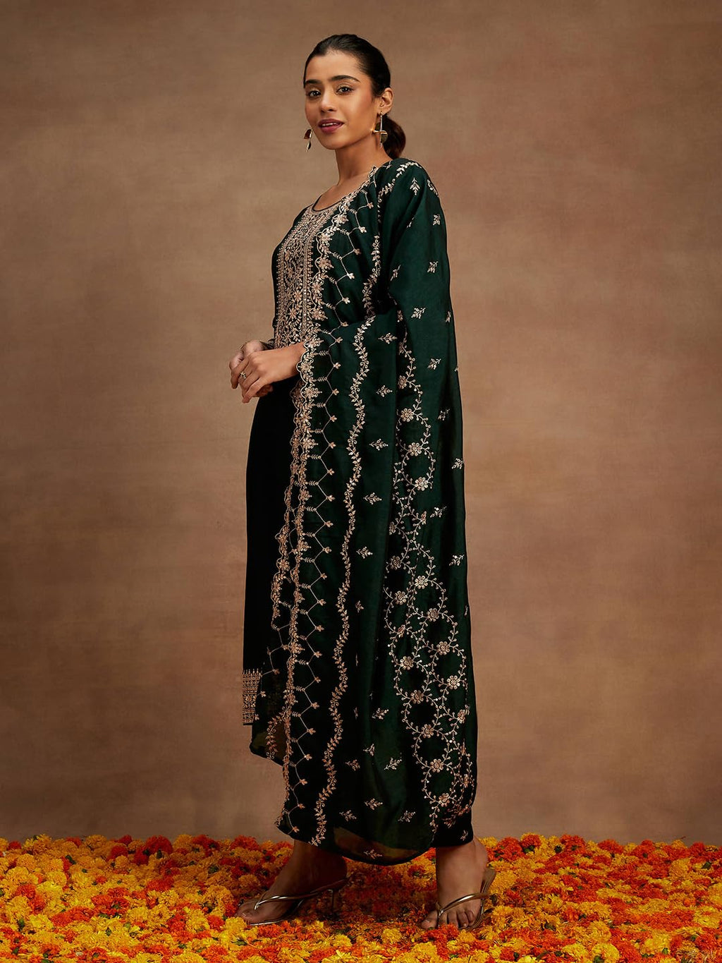 Libas WomenS Silk Blend Kurta Sets (48172_Bottle Green