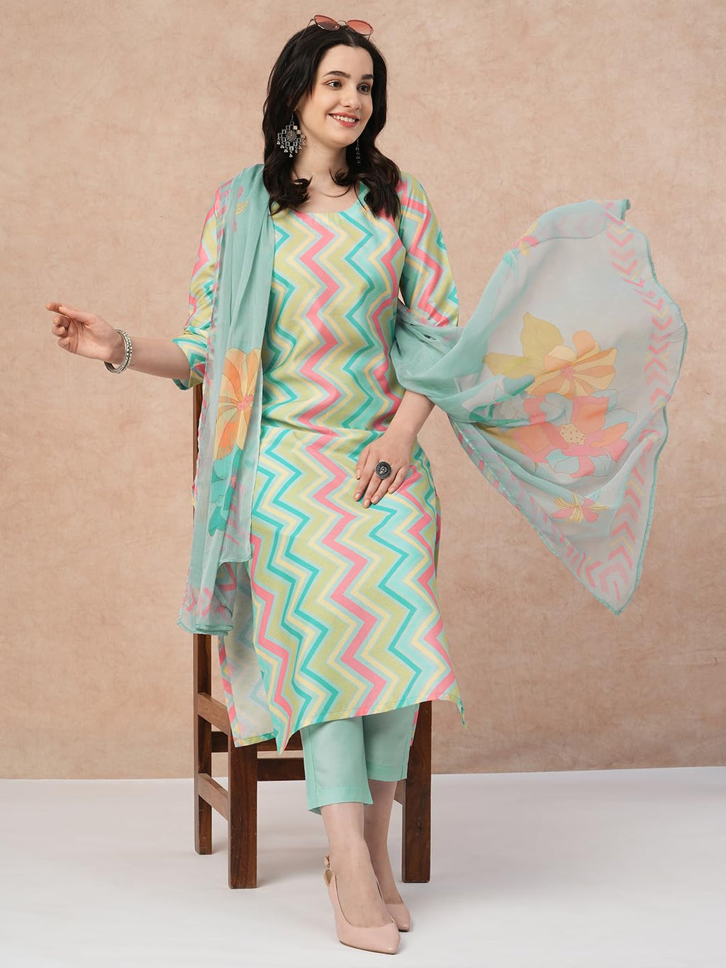 ANNI DESIGNER Women s Rayon Blend Kurta with Trousers and Dupatta, Pista, XL