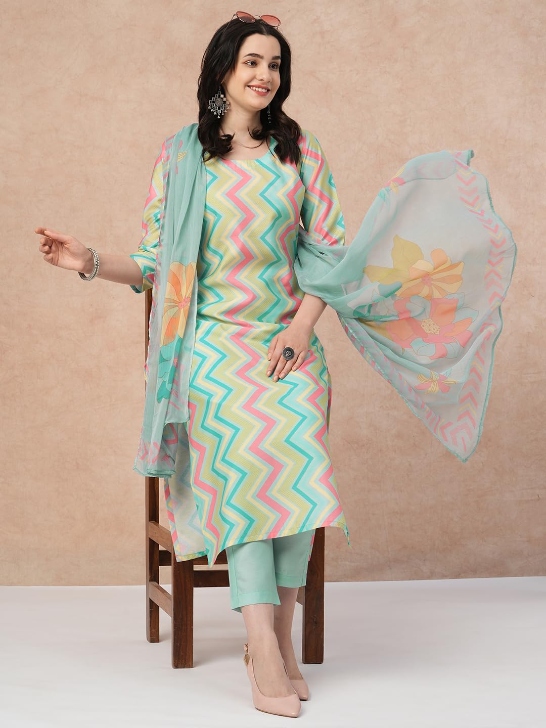 ANNI DESIGNER Women s Rayon Blend Kurta with Trousers and Dupatta, Pista, XL