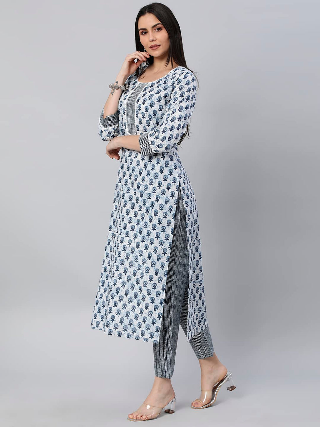 ANNI DESIGNER Womens Cotton Blend Straight Printed Kurta with Pant Set (Bitiya Blue_M_Blue_Medium)