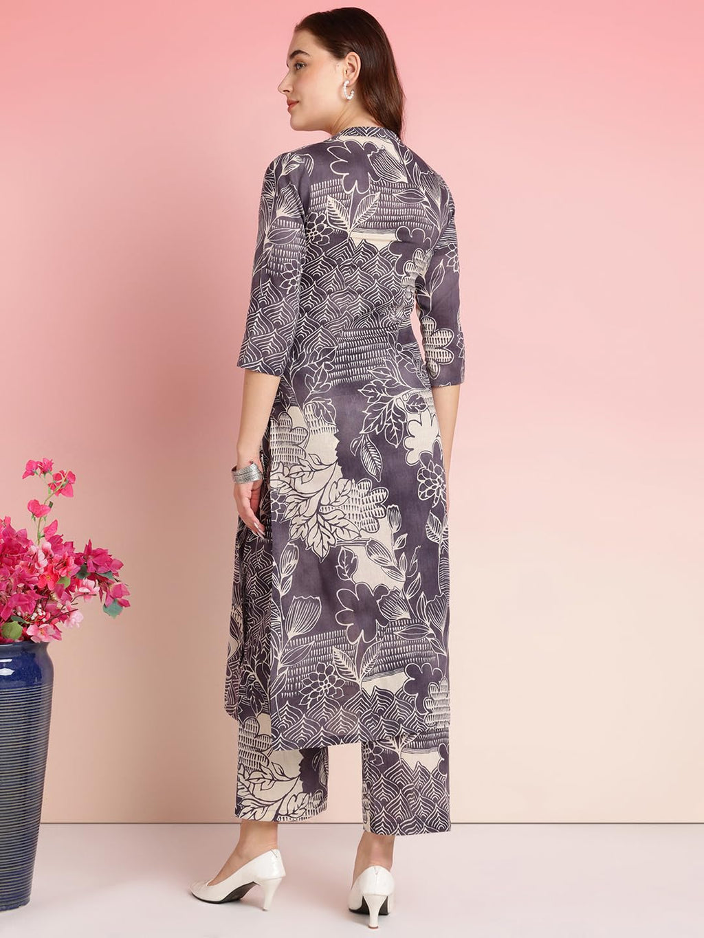 ANNI DESIGNER Womens Rayon Blend Straight Printed Kurta with Pant (Tomsk Purple_XL_Purple_X-Large)