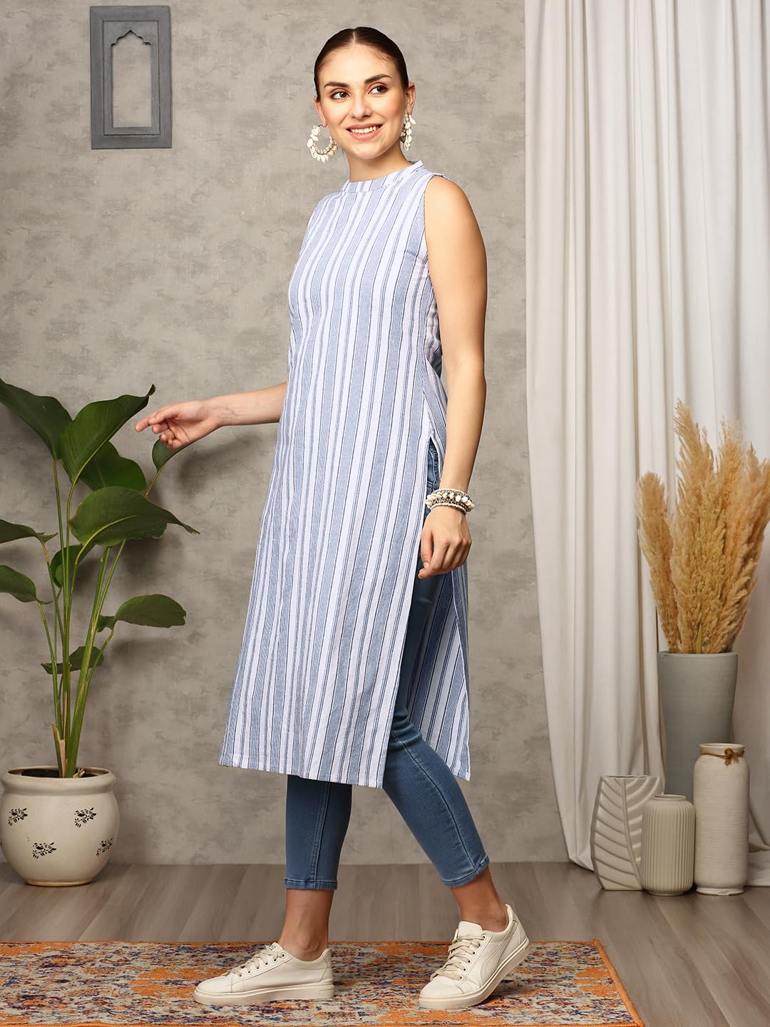 Anubhutee Women Band Collar Yard Dyed Cotton Off White Kurta