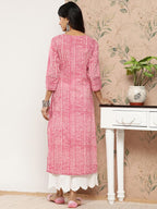 Pink 3/4Th Sleeve, V Neck, Printed Straight Kurta With Side Slits And Gota Detail At Sleeve And Neck.
