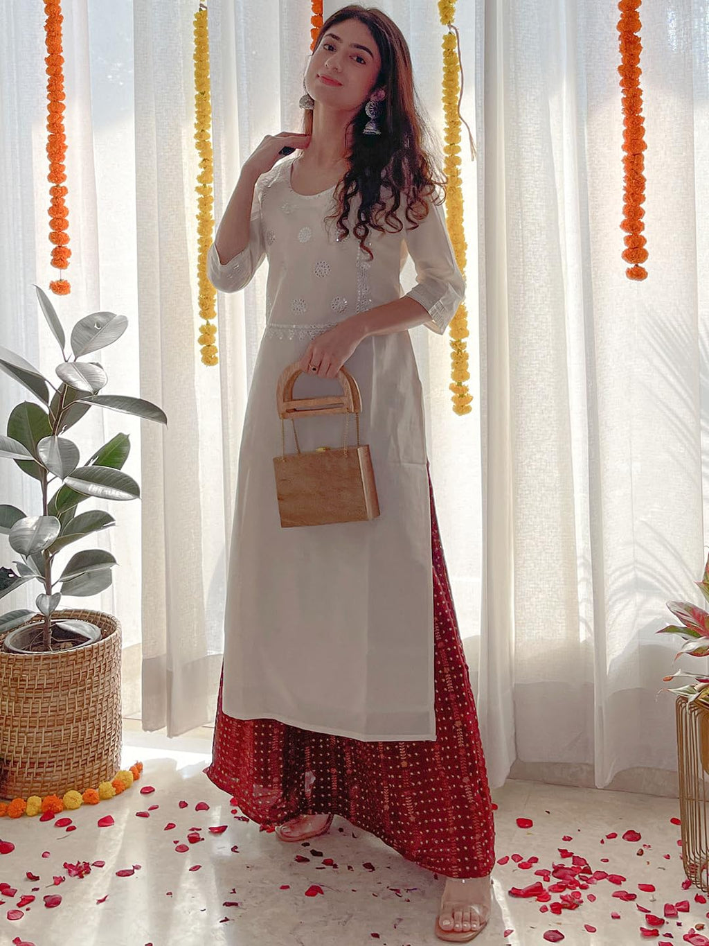 Libas Womens Cotton Yoke Design Straight Kurta (24044O_Off White