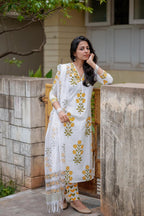 ANNI DESIGNER Womens Rayon Viscose Printed Straight Kurta with Pant & Dupatta (Medal White_S_White_Small)
