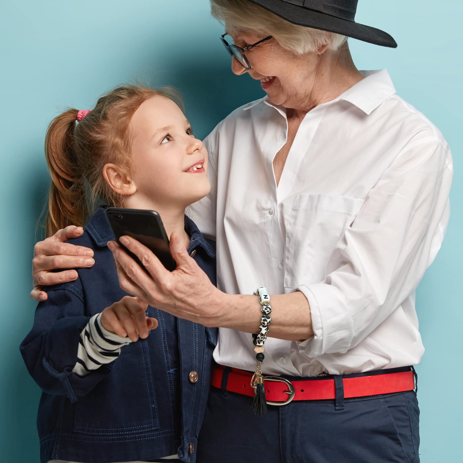 BAOSIWA Silicone Beaded Nana Key Chain Bracelet Wristlet Keyring Black Leopard Bangle Keychains Christmas Day Gifts for Women Gr