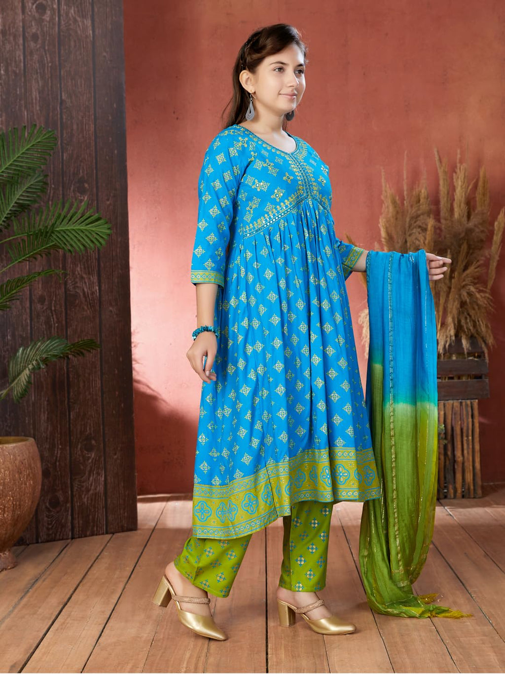 Aarika Girls Ethnic Wear Blue Colour Foil Print Mirror Embroidery Rayon Kurti (9-16 Years)