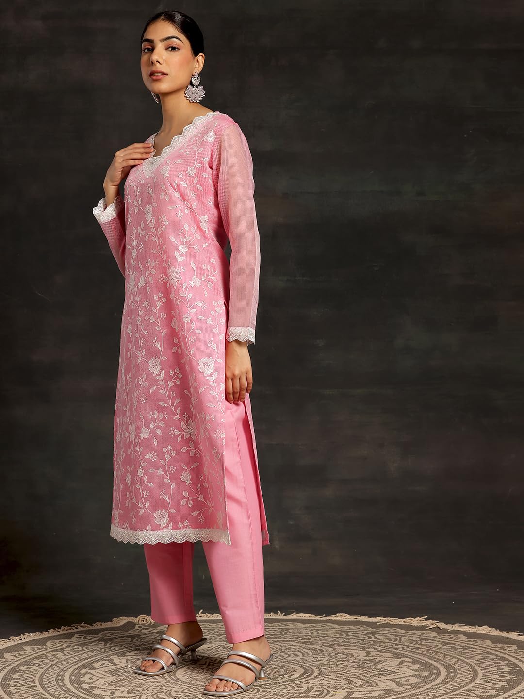 Libas WomenS Cotton Blend Kurta Set (272460R_Pink