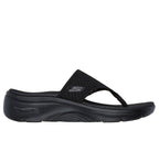 Skechers Women Go Walk Arch Fit 2.0 Sandals & Floaters