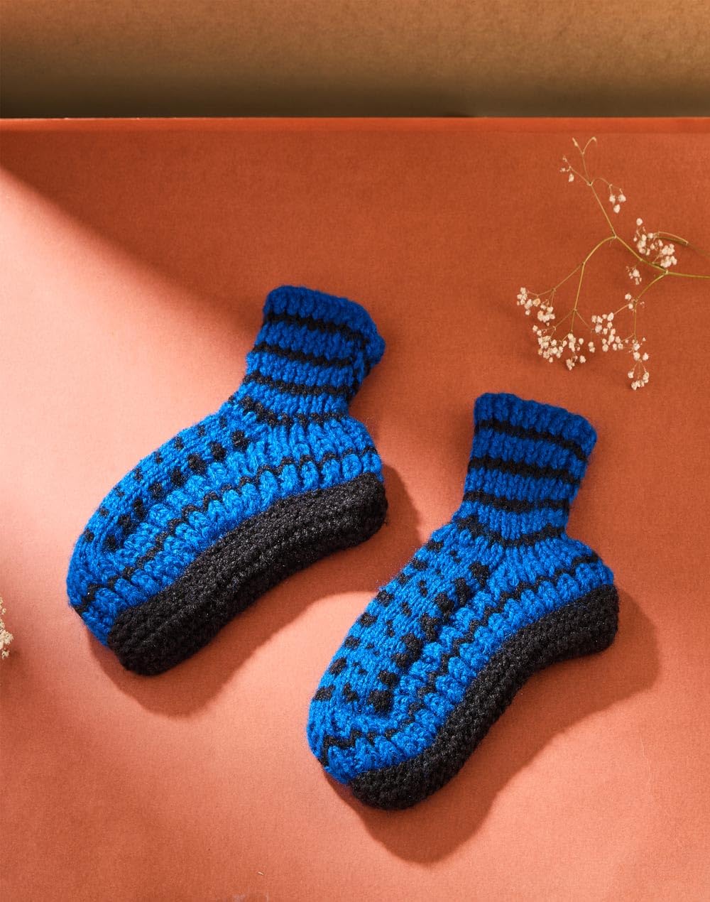 Fabindia Black-Blue Acrylic Geometric Women Socks (2120079BLACK-BLUE)